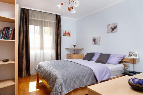 Split Apartment | Apartment Stay By Me