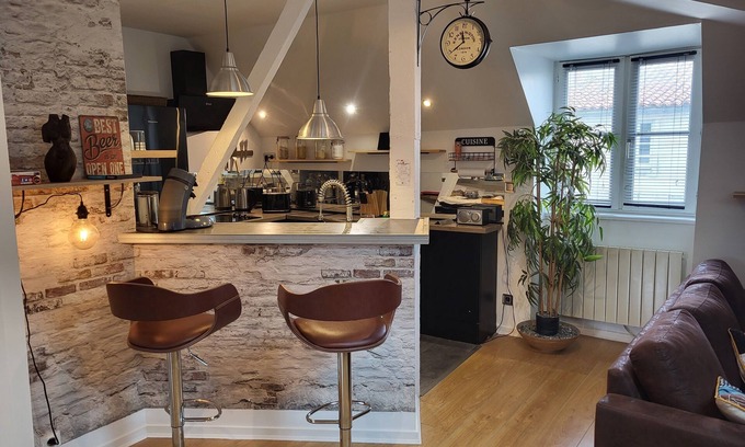 La Rochelle City Centre Apartment | Apartment T3 with Terrace Historic Center, 4 per