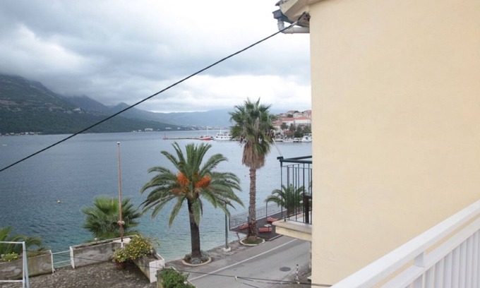 Cove Tri Zala (Zrnovo) Apartment | Apartment Tereza - in center R3(2) - Korcula, Island Korcula, Croatia