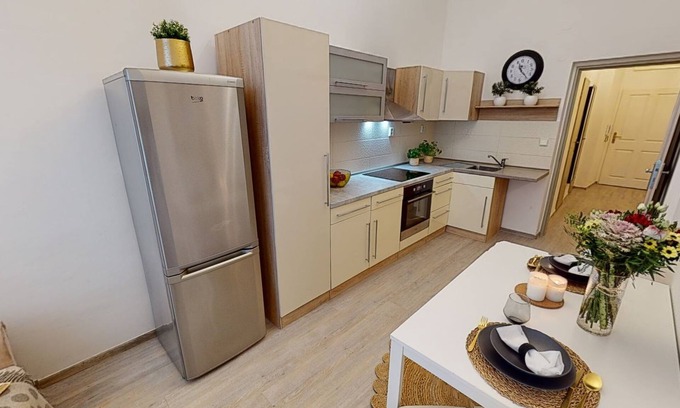 Karlin Apartment | Apartment "The Viaduct of Karlín" 3 minutes from metro Florenc , family-friendly
