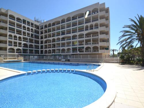 La Pineda Apartment | Apartment Turquesa-1 by Interhome