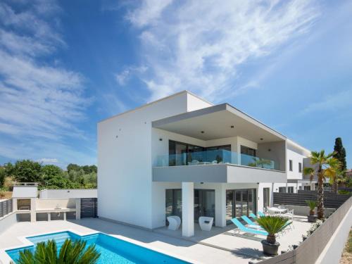 Fazana Apartment | Apartment Villa Fasana by Interhome