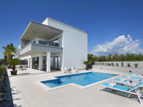 Fazana Apartment | Apartment Villa Fasana by Interhome