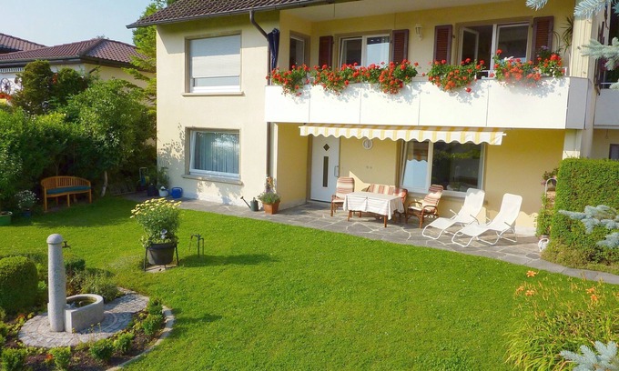 Unteruhldingen Apartment | Apartment with 55sqm, 1 bedroom for max. 2 persons (or 75sqm, 2 bedrooms for max. 4 persons)