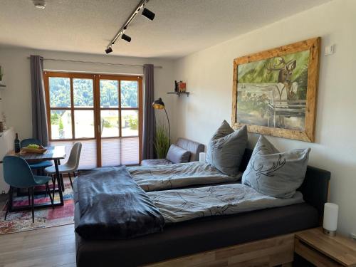 Obernzell Apartment | Apartment Wildbert mit Blick auf die Donau, nur Feriengäste willkommen, keine Arbeiterunterkunft!