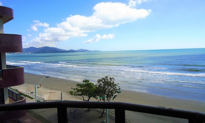 Itapema Apartment | Apartment with beautiful sea view, for families of 8 people
