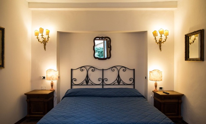 Siena Historical Center House | Apartment with garden in the Duomo area6