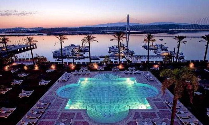 Mexilhoeira da Carregacao Apartment | Apartment with one bedroom in Estombar with wonderful sea view private pool enclosed garden 2 km from the beach