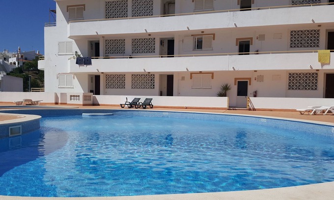 Carvoeiro Apartment | Apartment with pool, garage and Wi-Fi 300 meters from the beach