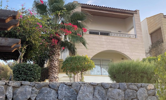 Esentepe Apartment | Apartment with Shared Pool and Sea Views