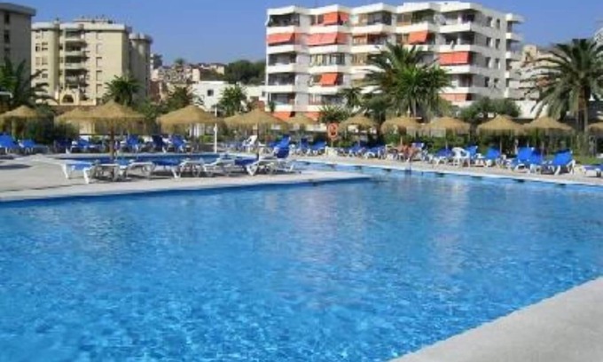 Torremolinos City Centre Apartment | Apartment with sunny terrace in complex with swimming pool, close to the beach