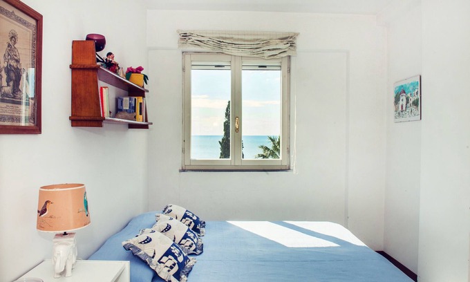Gaeta Apartment | Apartment with terrace and view of the sea in Gaeta Medievale – private parking