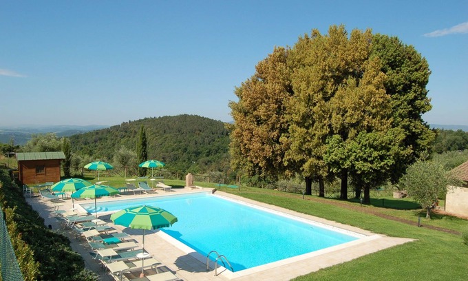 Sant'Appiano Apartment | Apartment with WIFI, pool, TV, patio, pets allowed, panoramic view, parking, close to San Gimignano