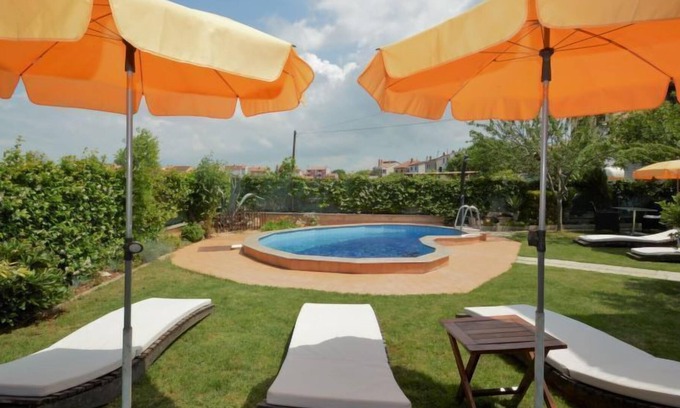 Valbandon Apartment | Apartment Zwei Rosen (PUL552) in Pula - 4 persons, 1 bedrooms