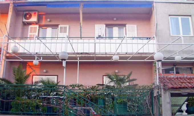 Makarska Old Town Apartment | Apartments and rooms Jure Studio apartment