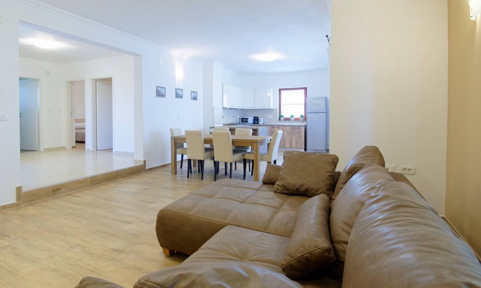 Plovanija Apartment | Apartments Belvedere-Three Bedroom Apartment with Balcony