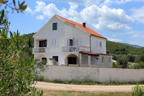 Drace Apartment | Apartments by the sea Drace, Peljesac - 10126