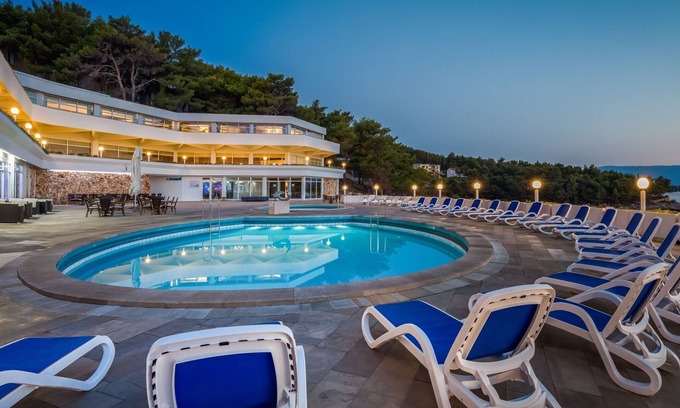 Island Hvar Apartment | Apartments Fontana in Jelsa, with pool