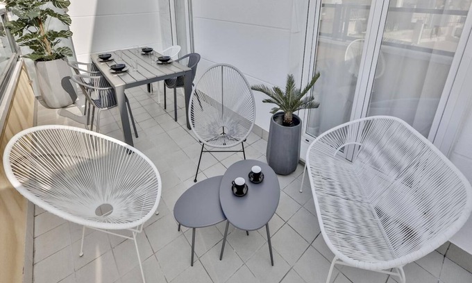 Almeria Centro Apartment | Apartments HO Puerta de Purchena. JS 8 Penthouse