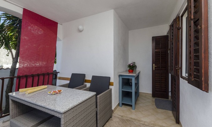 Supetar Apartment | Apartments Denis (38341-A1) - Supetar - island Brac