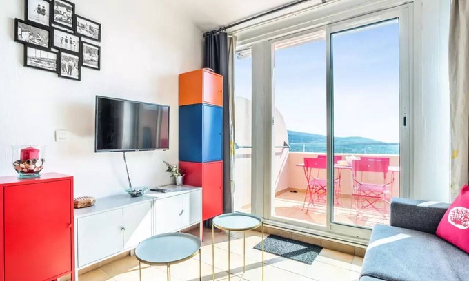 Les Restanques Apartment | Apartments in the Restanques of the Gulf of St Tropez - maeva Home - 2 room apartment for 5 people sea view over the Gulf of Saint Tropez - Prestige - Super Home