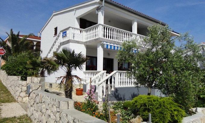 Vir Apartment | Apartments Lora