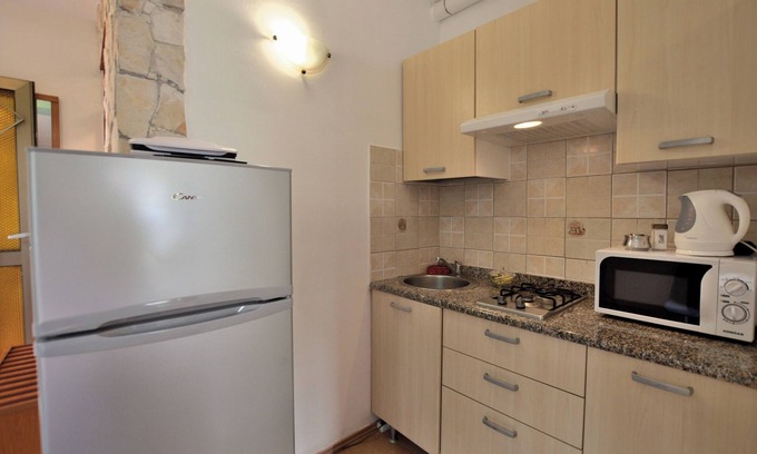 Stinjan Apartment | Apartments Maja (75841-A1) - Stinjan (Pula)