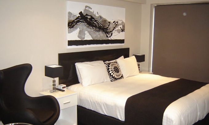 North Melbourne Hotel | Apartments on Chapman