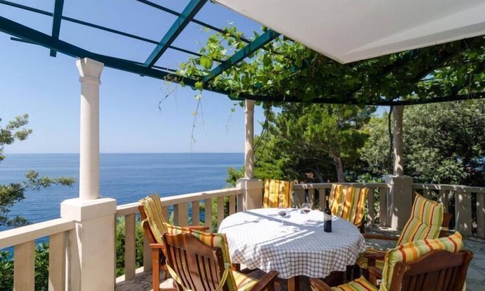 Orebic Apartment | Apartments Plavac Mali- Three Bedroom Apartment with Terrace and Sea View