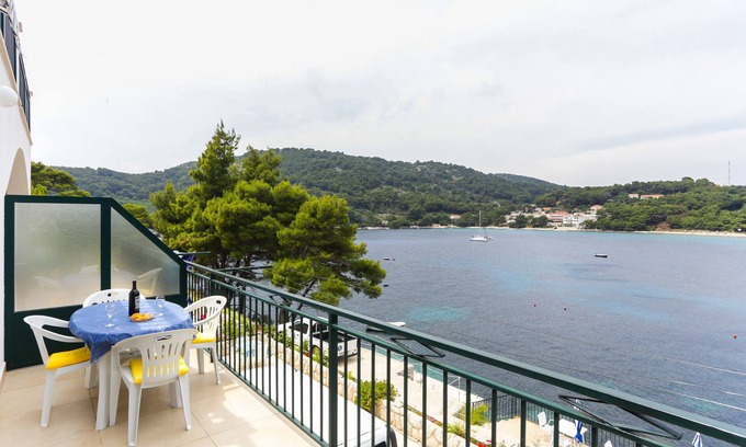 Saplunara Apartment | Apartments Posta - Studio with Balcony and Sea View