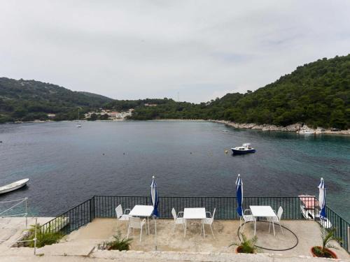 Saplunara Apartment | Apartments Posta - Superior One-Bedroom Apartment with Terrace and Sea View - Apartman 7
