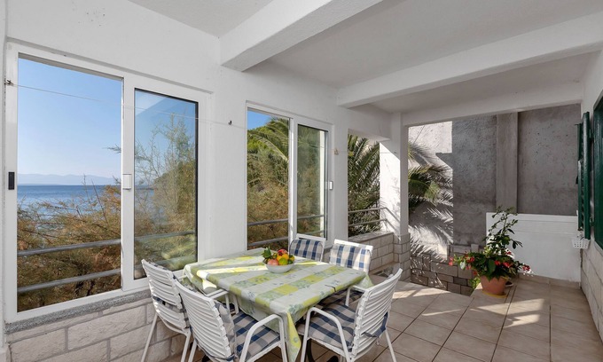 Bogomolje Apartment | Apartments Robinzon Milivoj (58971-A1) - Bogomolje