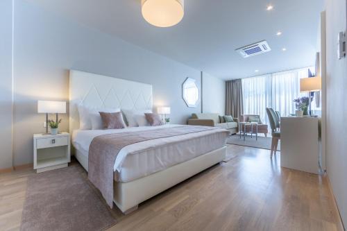 Sarsoni House | Apartments & Rooms Preelook