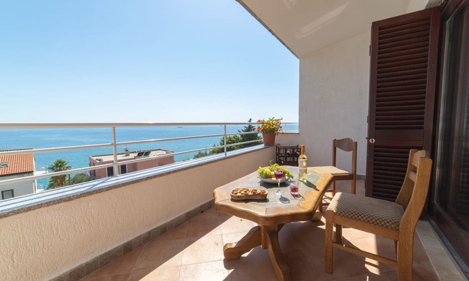 Znjan Apartment | Apartments Sunrise (Duilovo) -Superior Three Bedroom Apartment with Sea View Terrace
