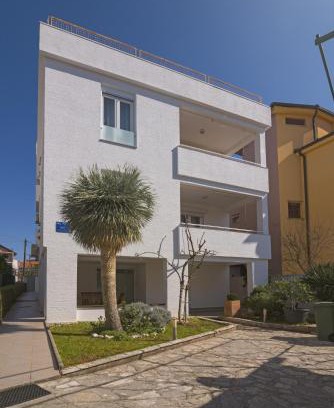 Pirovac Apartment | Apartments Villa Šeni