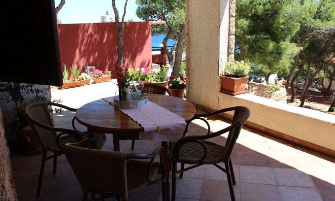 Sveta Nedjelja Apartment | Apartments Vrankovic (24891-A2) - Sv. Nedjelja (Hvar)