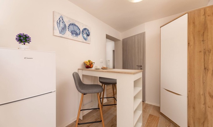 Silo Apartment | Apartments Vugrin (60245-A2) - Silo - island Krk