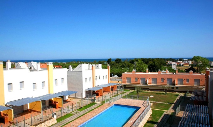 Creixell Apartment | APCOSTAS Via Augusta/Three Bedrooms