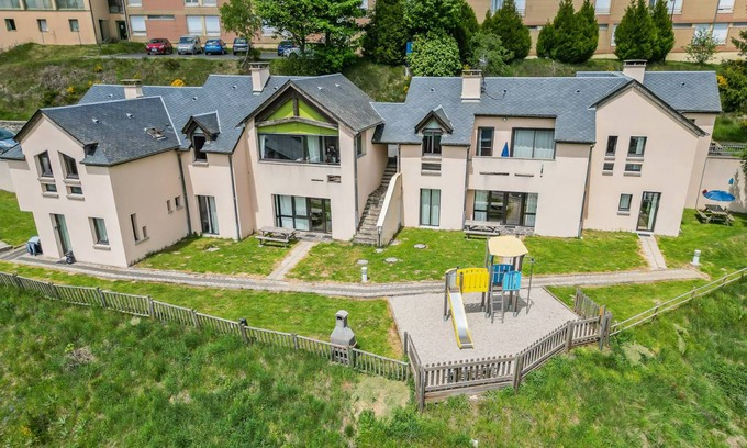 Chateauneuf-de-Randon Apartment | Appartement 2-4 pers à Châteauneuf LZV016A1