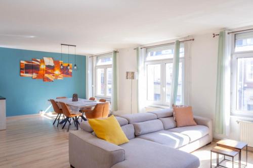 Lille House | Appart 10 pers - Lille Lambersart - Parking & Terrasses