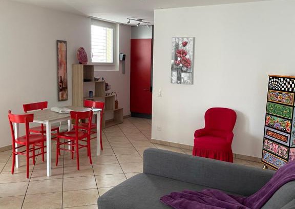 Locarno Apartment | Appartamento 2,5 con piscina nel CUORE di Locarno 463