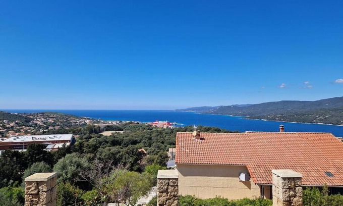 Propriano Apartment | appartement 1 chambre vu mer
