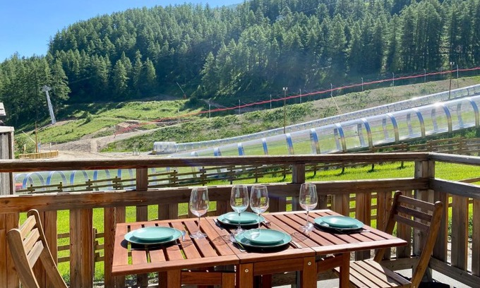 Les Orres Apartment | Appartement 2 chambres vue pistes, parking privatif