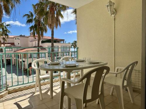 Plage d'Argeles Apartment | Appartement 2 pièces cabine 4 couchages ARGELES SUR MER AR260-211