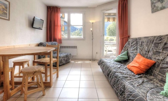 Briancon Apartment | Appartement 2 pièces avec terrasse, proche commerces et télécabine - Briançon - FR-1-330C-80