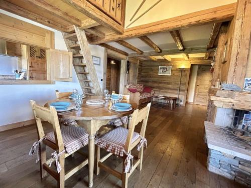 Megeve Apartment | Appartement 3 pièces+cabine à Megève, près des pistes, terrasse, parking, 6 couchages - FR-1-597-1