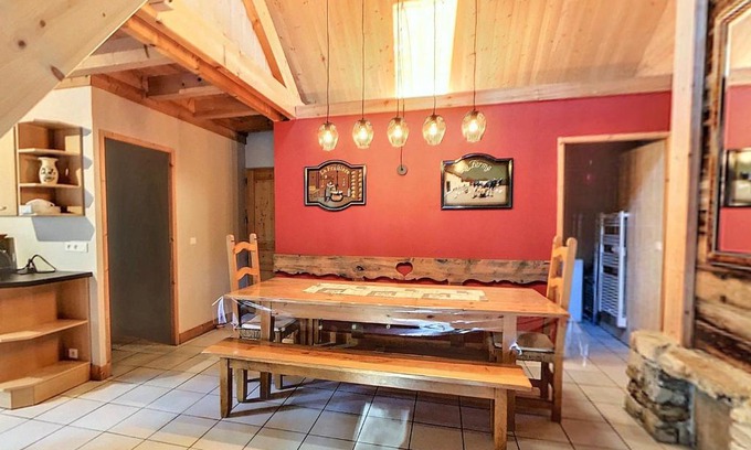 Le Corbier Apartment | Appartement 3* pour 12 pers, terrasse sud, proche télésiège et navette, parking privé - FR-1-267-250