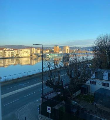 Centre Ville Apartment | Appartement avec superbe vue sur le Rhône