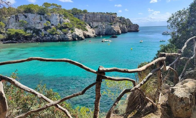 Son Xoriguer Apartment | Appartement avec vue sur mer et piscine tropicale