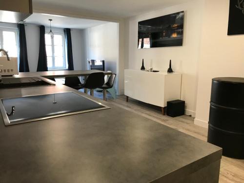 Metz-Centre – Ancienne Ville Apartment | Appartement Champé